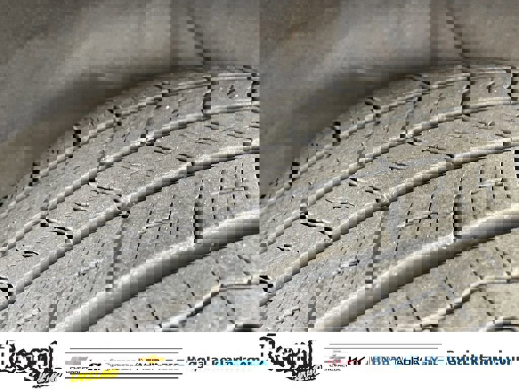 Used 2017 Nissan Rogue SV image 33