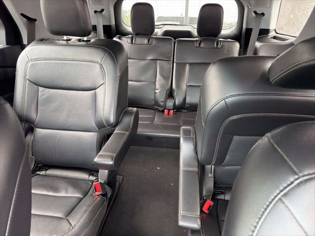 Used 2022 Ford Explorer Limited RWD image 8