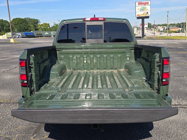 Certified 2022 Nissan Frontier SV w/ Technology Package AWD/4WD image 15