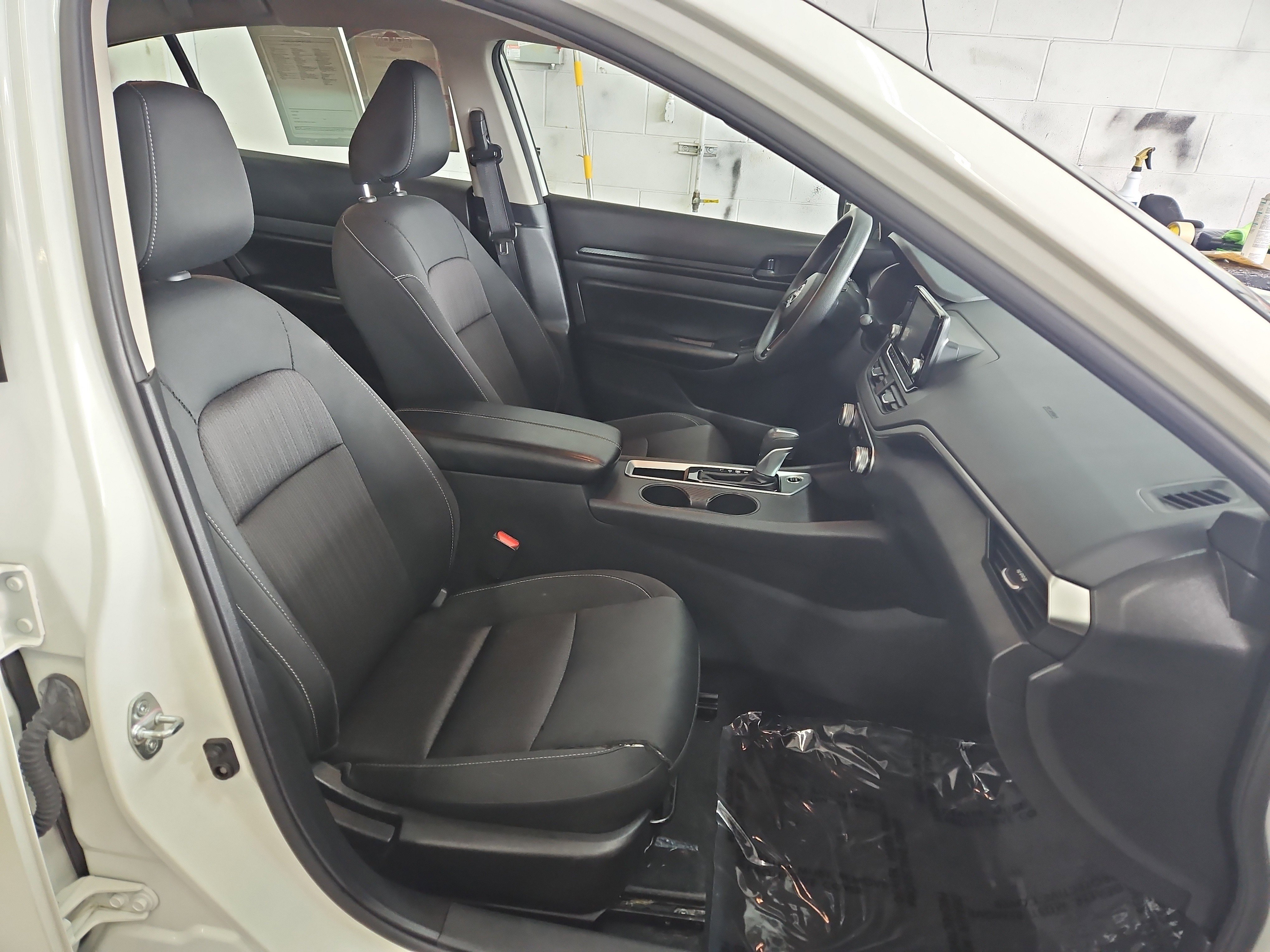 Used 2024 Nissan Altima 2.5 S image 9