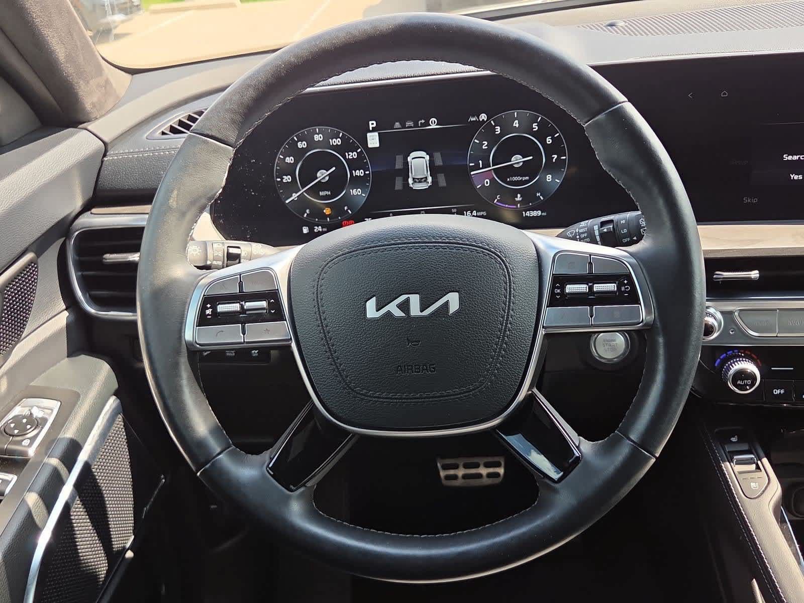Certified 2025 Kia Telluride SX Prestige X-Line AWD/4WD image 23