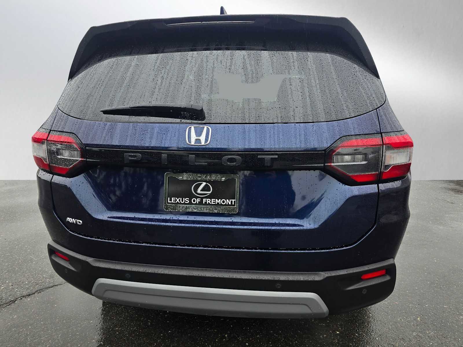 Used 2025 Honda Pilot EX-L image 4