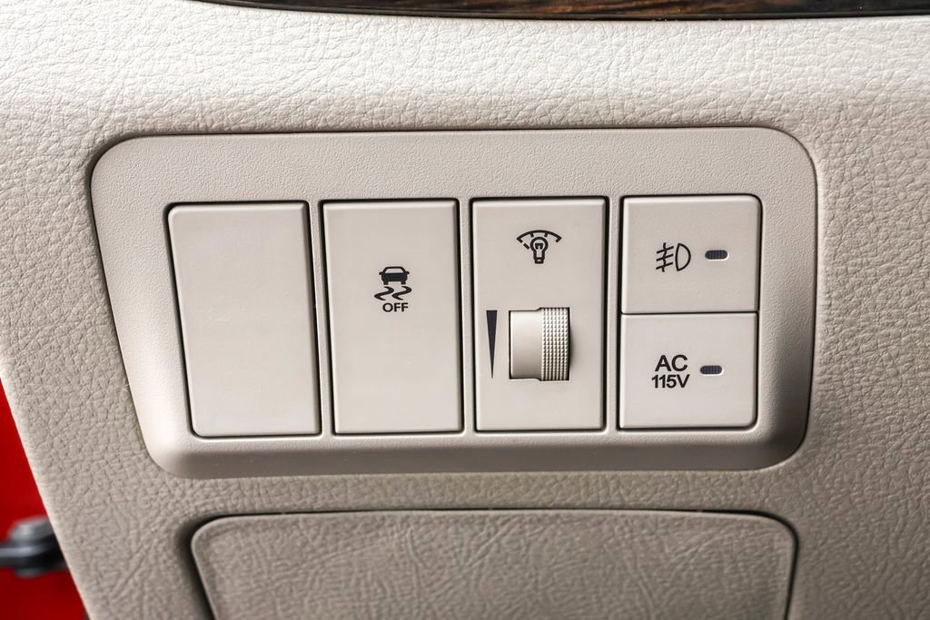 Used 2011 Hyundai Santa Fe Limited image 19