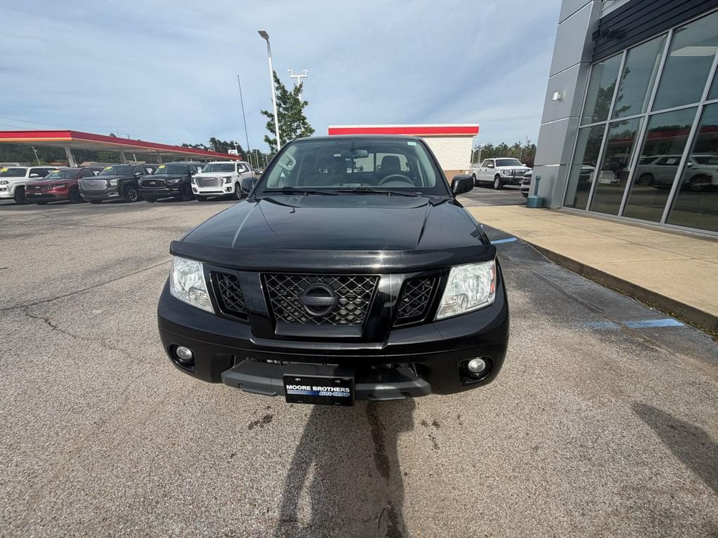 Used 2020 Nissan Frontier SV w/ Midnight Edition Floor Mats AWD/4WD image 6