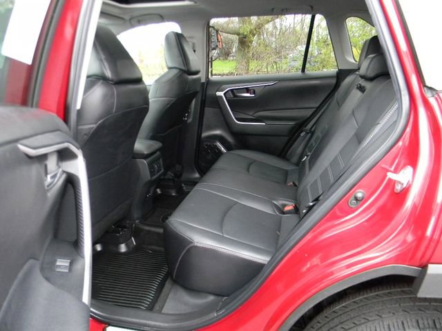 Used 2023 Toyota RAV4 XLE Premium AWD/4WD image 24