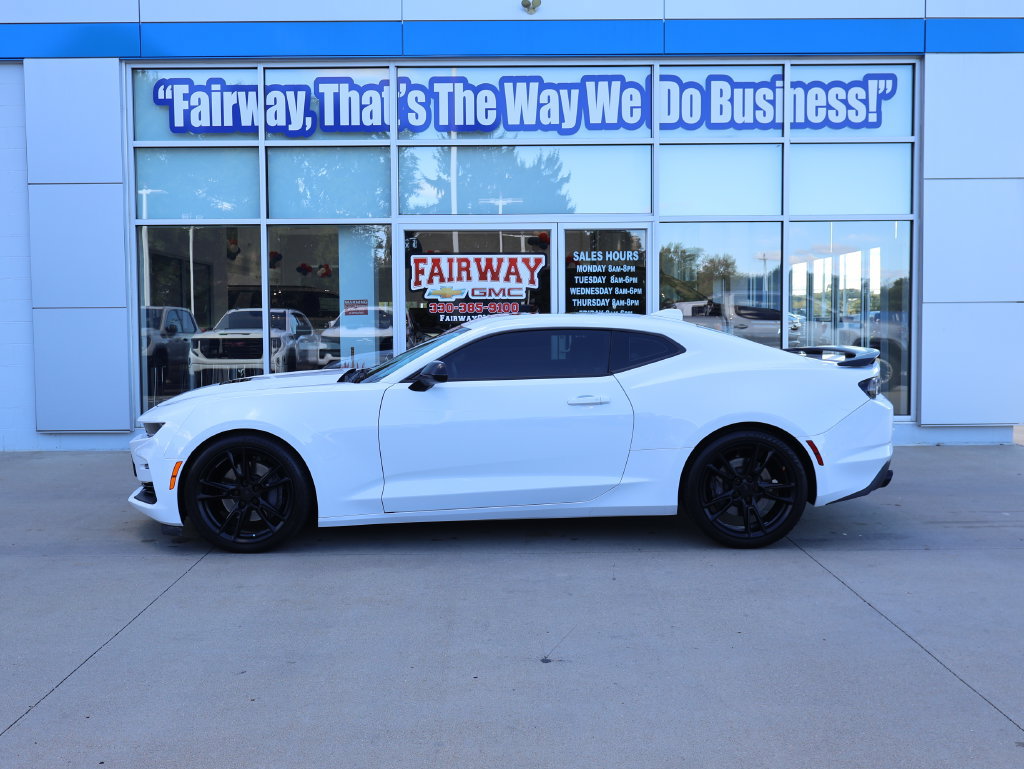 Used 2021 Chevrolet Camaro SS RWD image 7