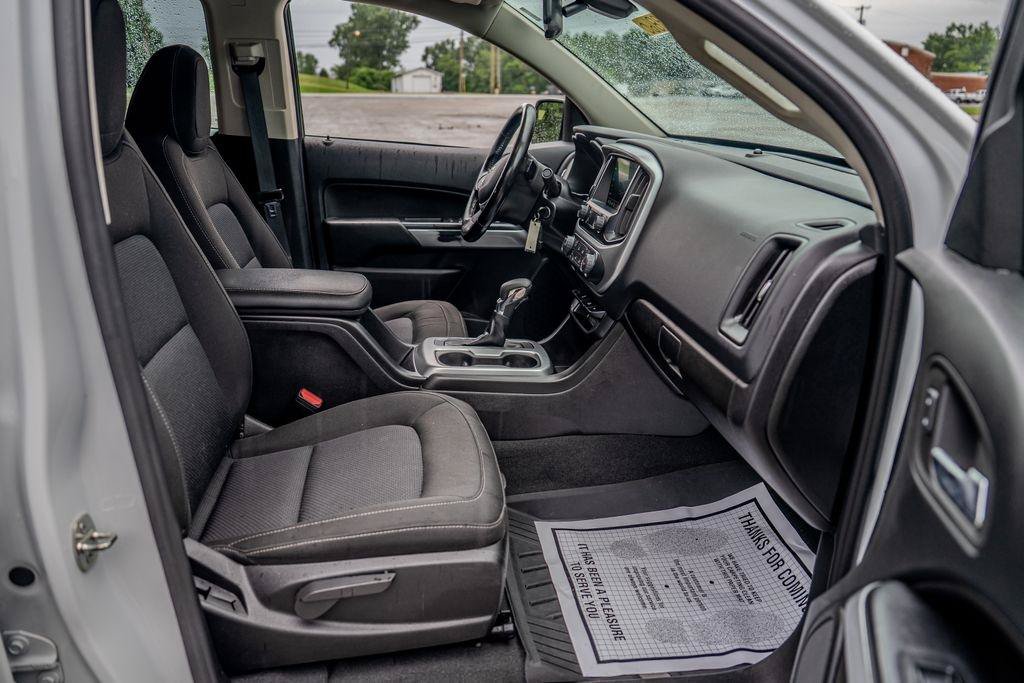 Used 2022 Chevrolet Colorado LT w/ LT Convenience Package AWD/4WD image 27