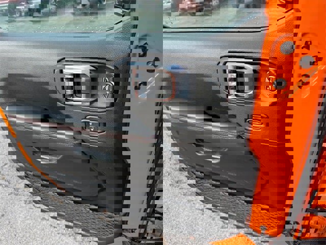 Used 2025 Jeep Gladiator Rubicon image 16