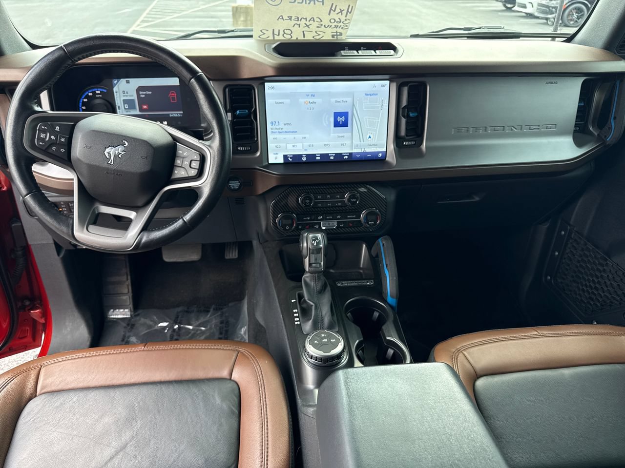 Used 2023 Ford Bronco Outer Banks AWD/4WD image 14