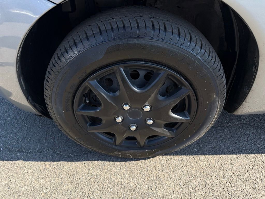 Used 2015 Nissan Versa Note SV image 8