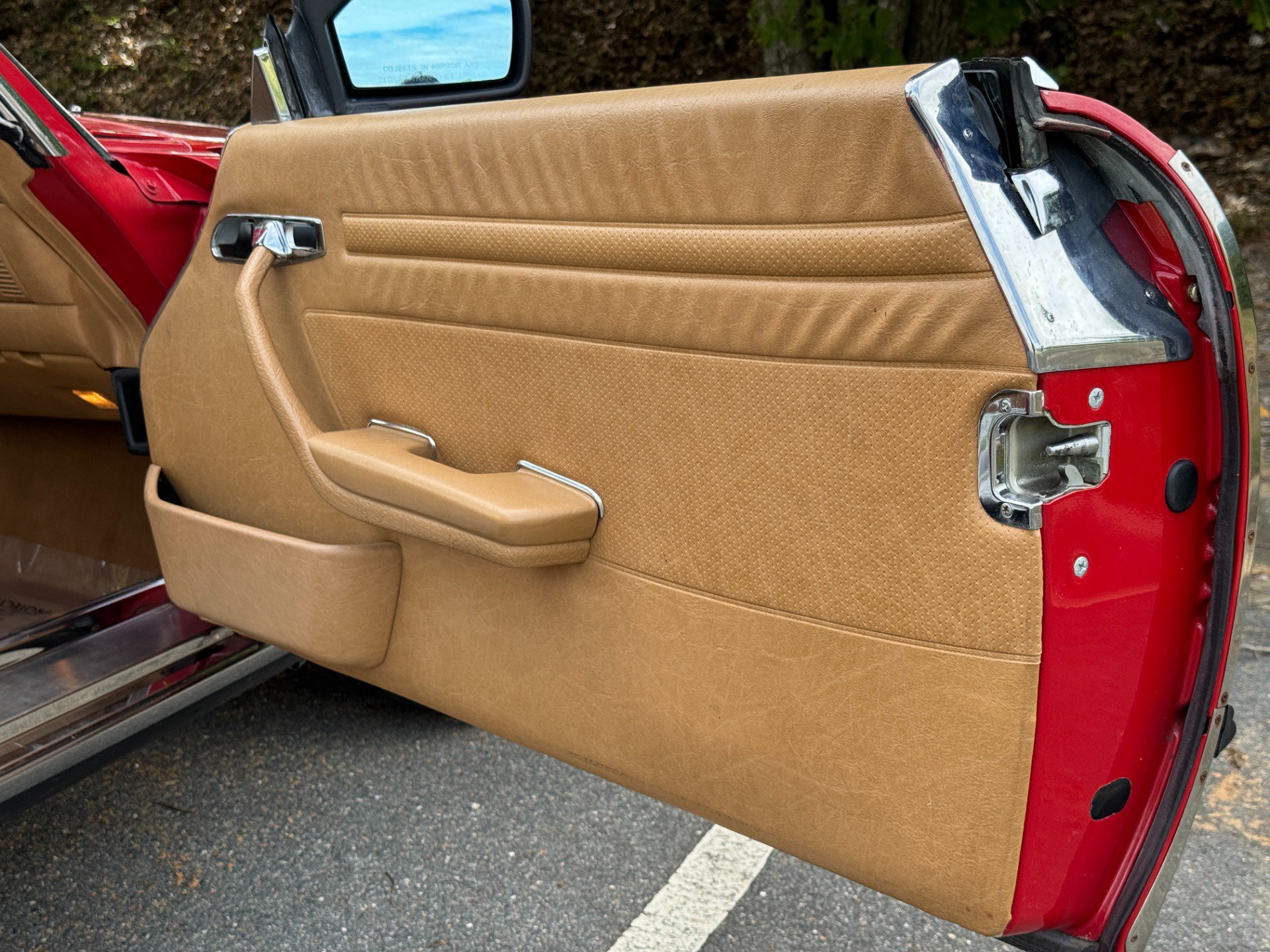 Used 1987 Mercedes-Benz 560 SL image 46