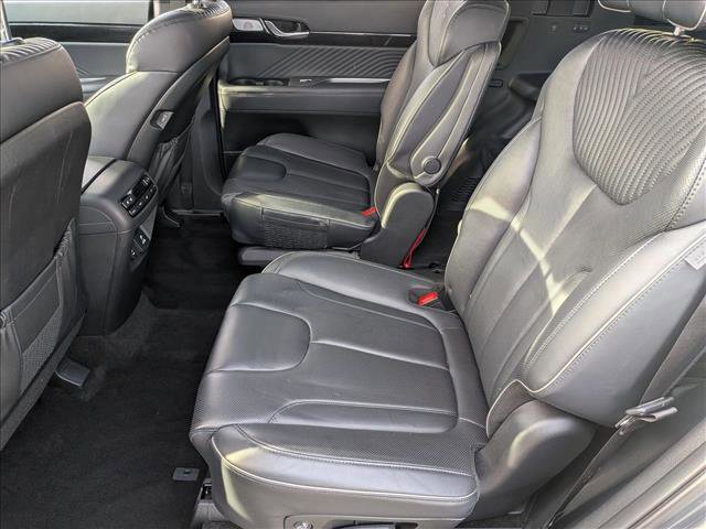 Used 2023 Hyundai Palisade Calligraphy w/ Cargo Package image 18