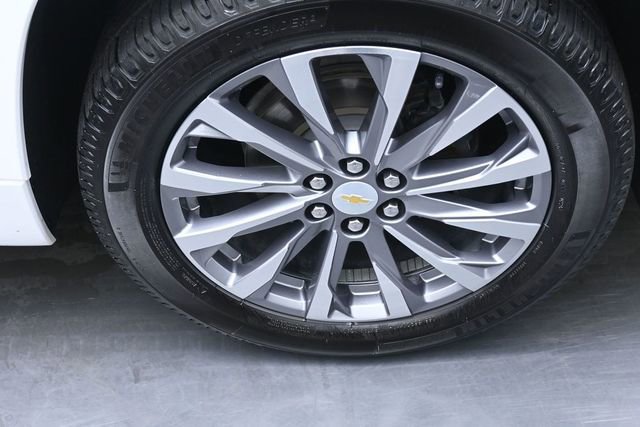 Used 2023 Chevrolet Traverse Premier w/ LPO, Floor Liner Package AWD/4WD image 33