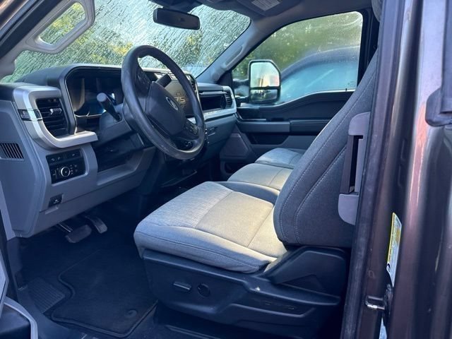 Used 2023 Ford F250 XLT w/ XLT Premium Package AWD/4WD image 9