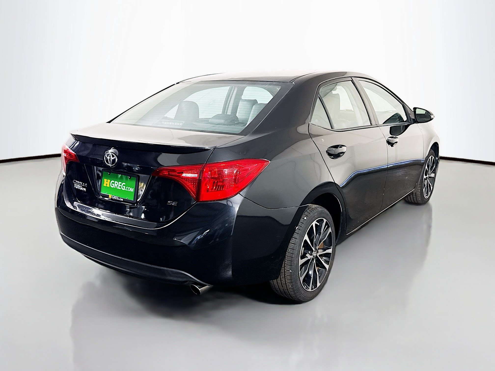 Used 2018 Toyota Corolla SE FWD image 10