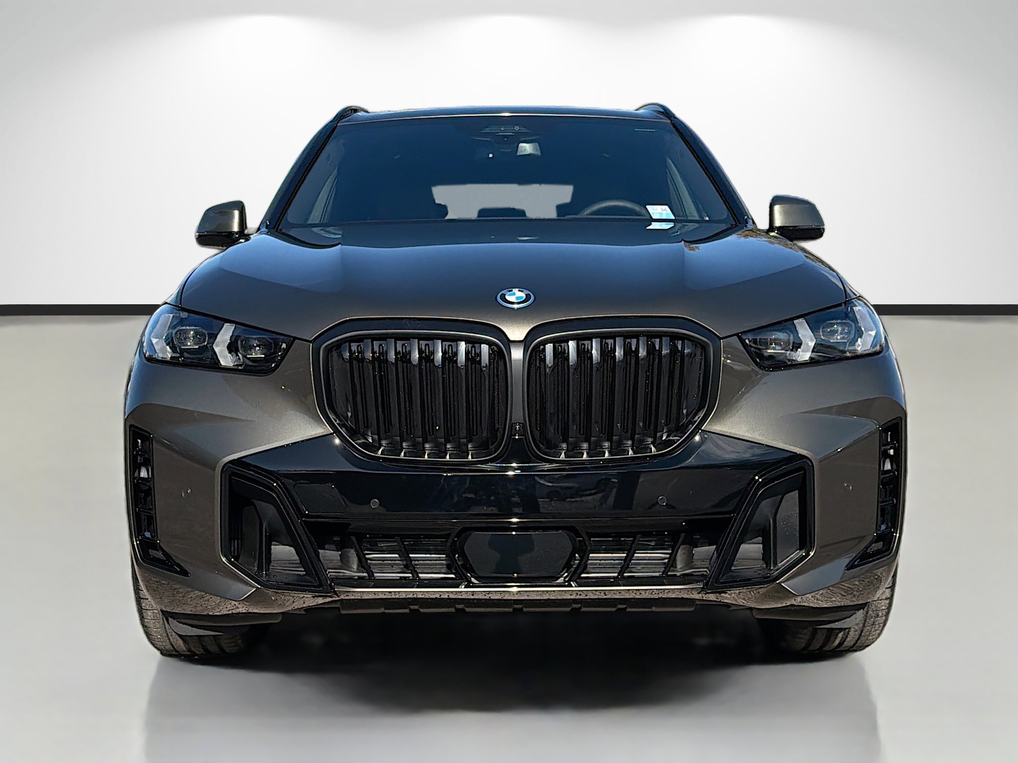 New 2026 BMW X5 xDrive50e w/ Executive Package image 8