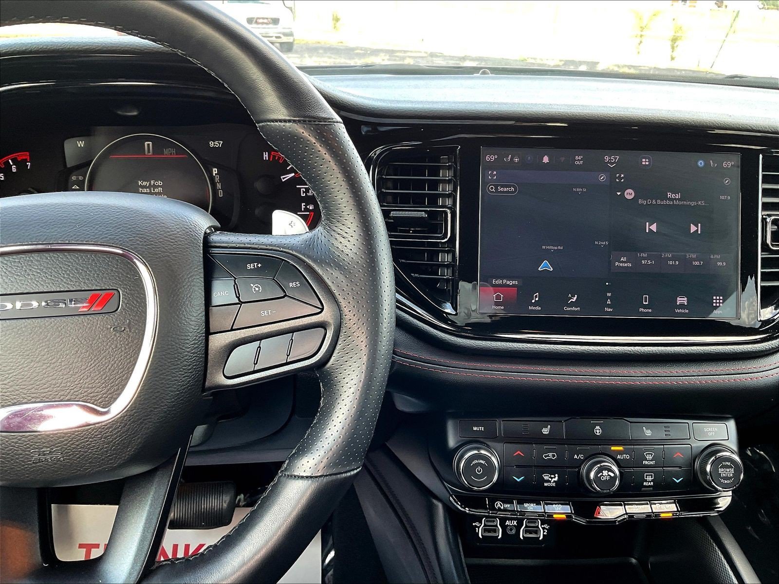 Used 2025 Dodge Durango GT AWD/4WD image 13