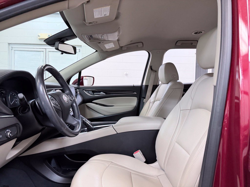 Used 2020 Buick Enclave Essence w/ Sound and Sites Package FWD image 15