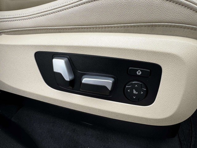 Used 2021 BMW X5 xDrive40i w/ Premium Package image 55