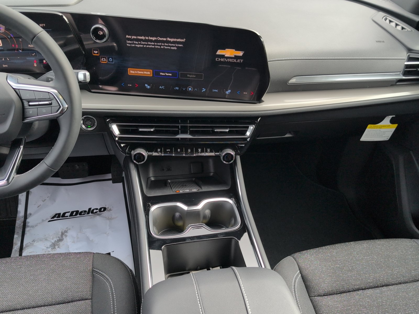 New 2027 Chevrolet Traverse LT w/ Driver Confidence Package AWD/4WD image 11