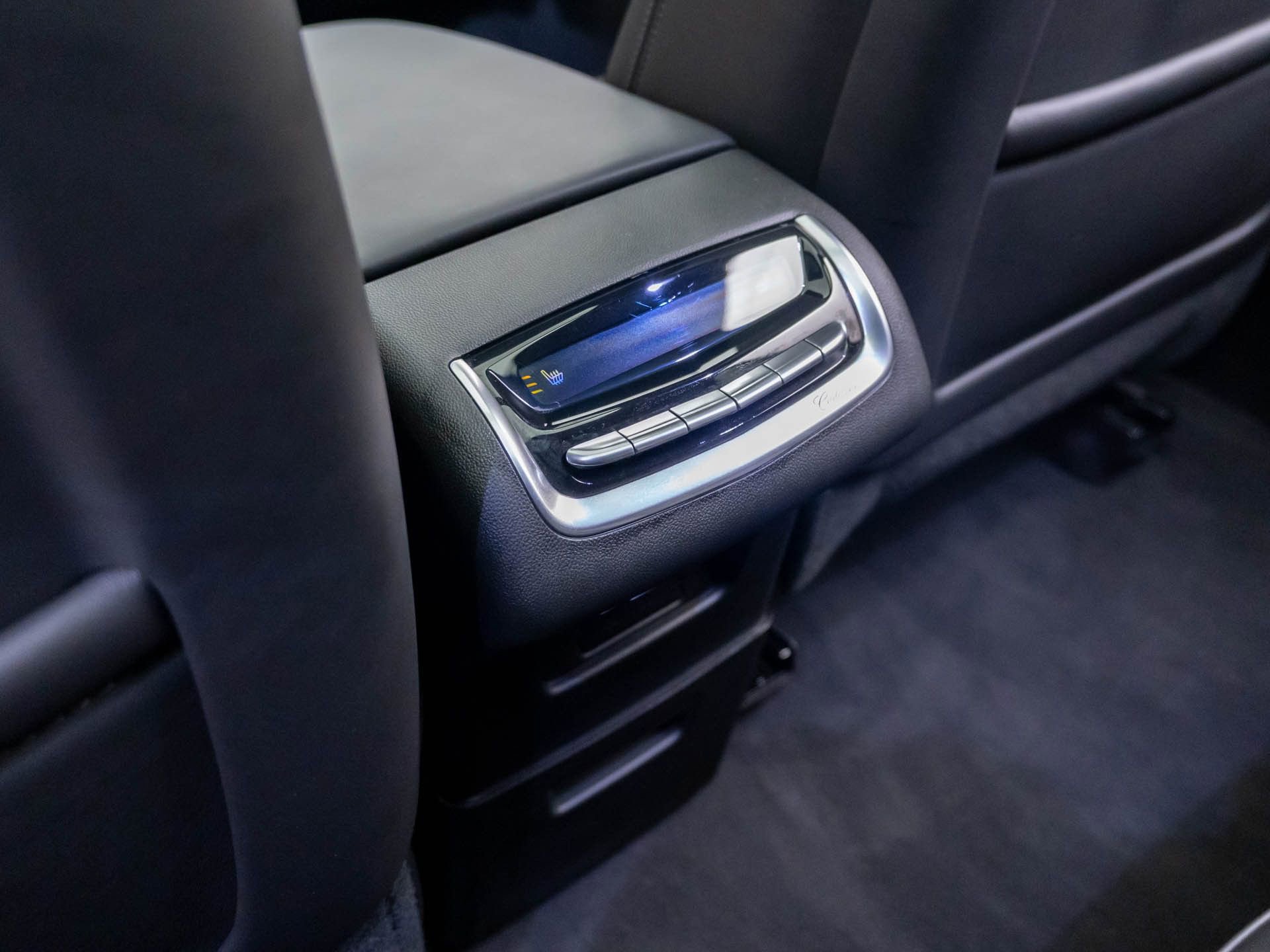 Certified 2025 Cadillac XT6 Premium Luxury w/ Platinum Package image 19