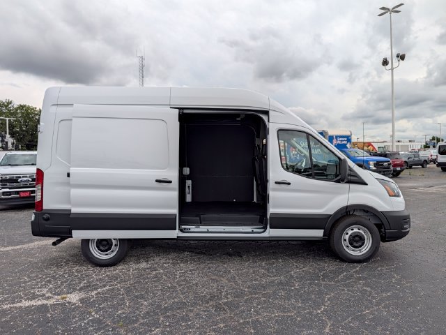 New 2027 Ford Transit 250 148 High Roof w/ Load Area Protection Package RWD image 7
