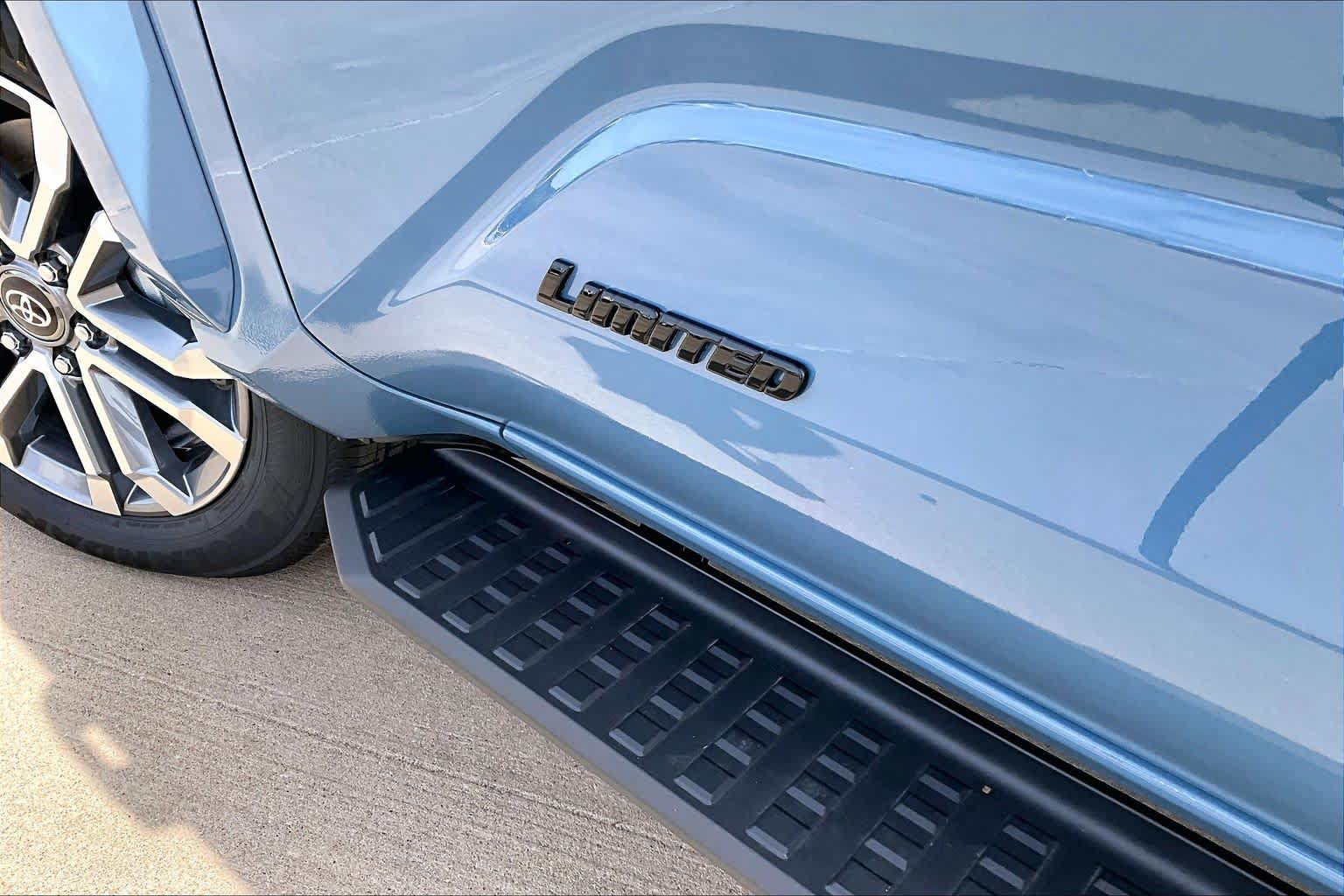 New 2026 Toyota 4Runner Limited AWD/4WD image 18