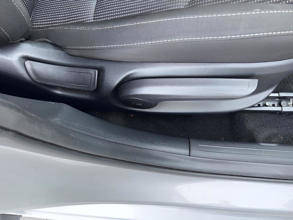 Used 2020 Kia Forte LXS image 36