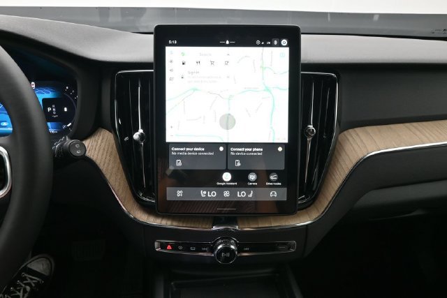 New 2027 Volvo XC60 B5 Core AWD/4WD image 14
