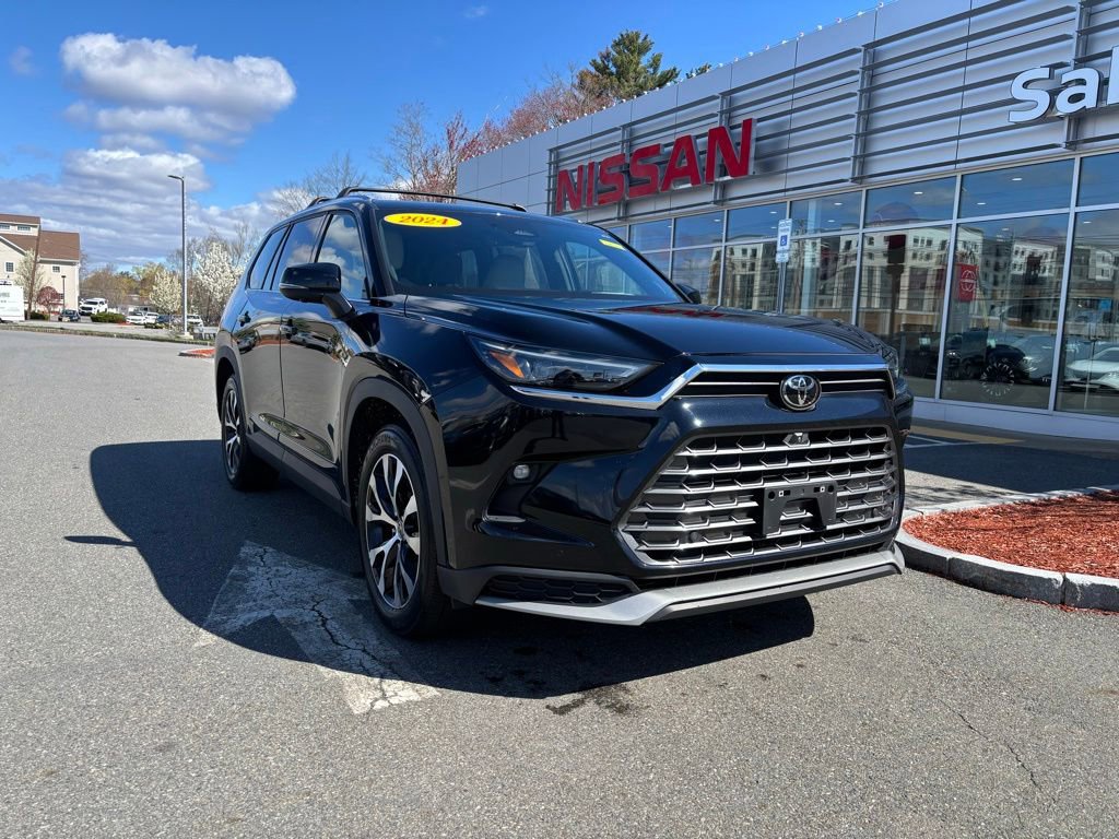Used 2024 Toyota Grand Highlander AWD Hybrid image 1