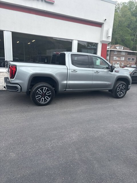 New 2026 GMC Sierra 1500 AT4 w/ Technology Package AWD/4WD image 10