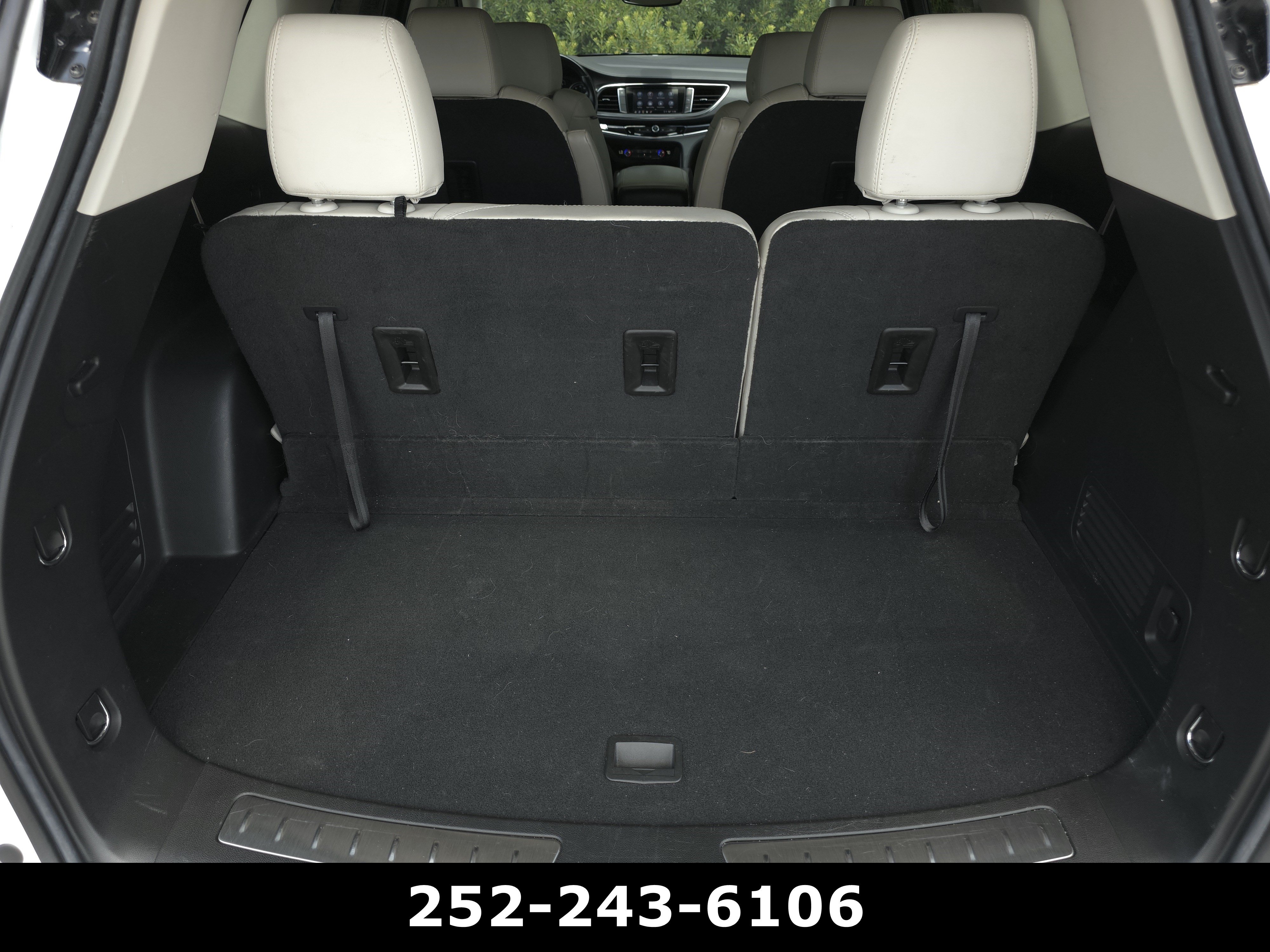 Used 2023 Buick Enclave Essence FWD image 33