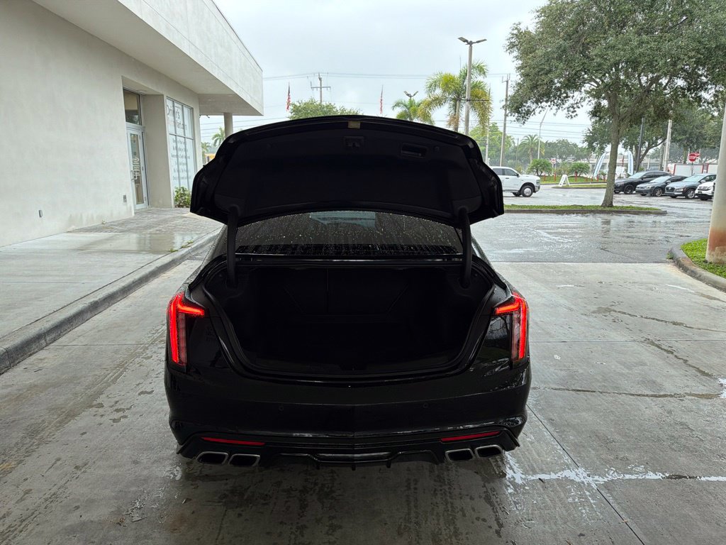 Used 2023 Cadillac CT5 V w/ Platinum Package RWD image 41