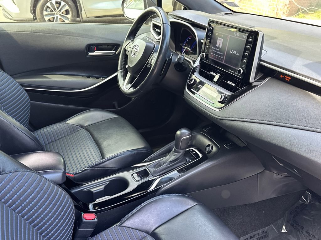 Used 2022 Toyota Corolla XSE image 11