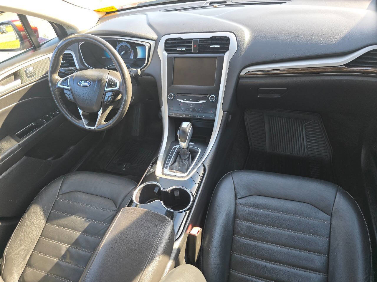 Used 2014 Ford Fusion Energi SE image 18