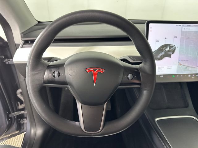 Used 2021 Tesla Model Y Long Range image 14