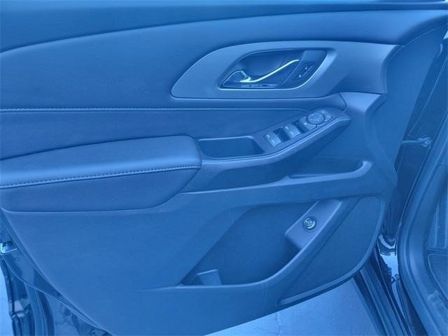 Certified 2023 Chevrolet Traverse LT image 5
