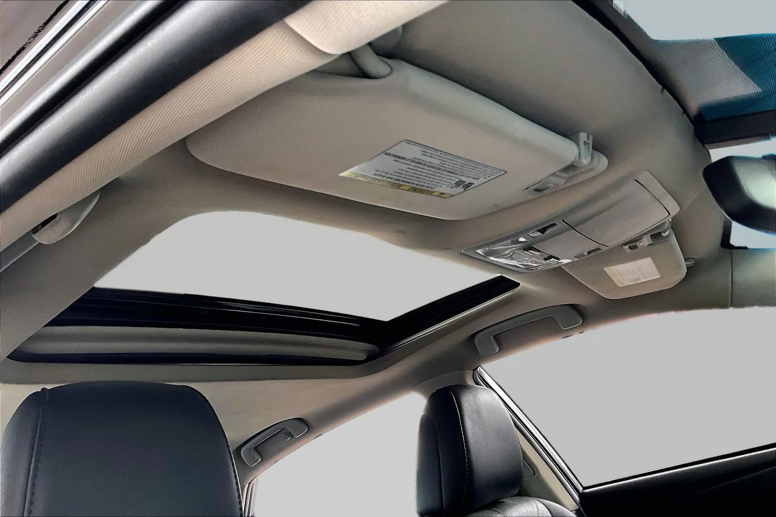 Used 2015 Toyota Avalon XLE Touring Sport Edition FWD image 24