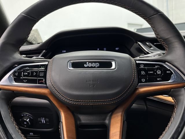 Used 2025 Jeep Grand Cherokee L Summit image 19
