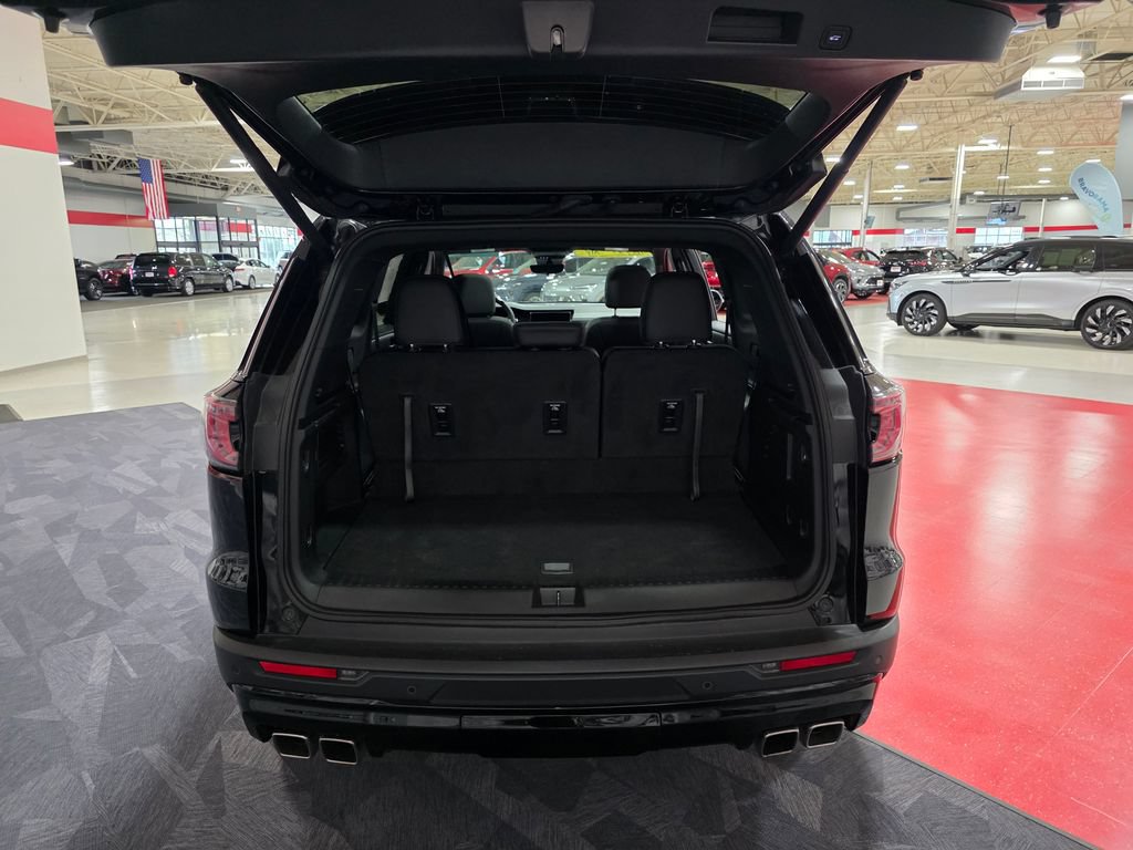 Certified 2025 GMC Acadia AT4 w/ Super Cruise Package AWD/4WD image 7