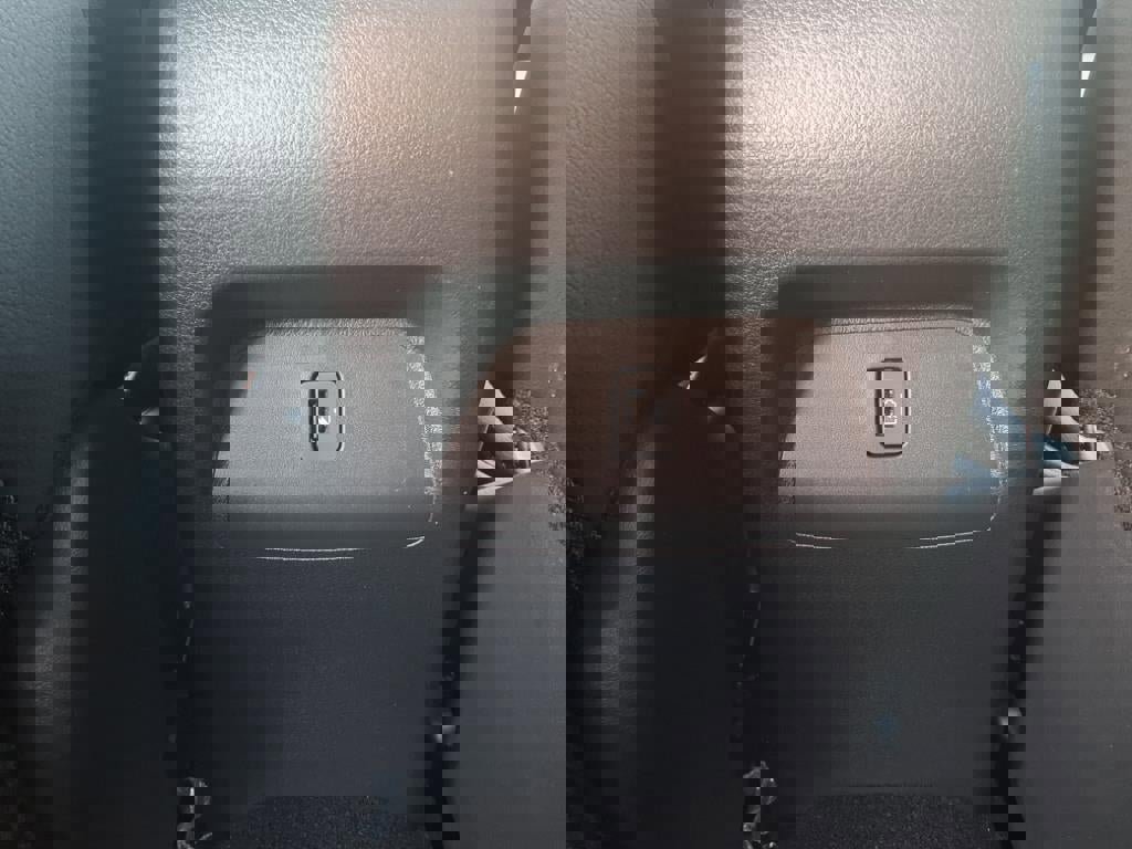 New 2025 Nissan Sentra SR w/ SR Premium Package image 12