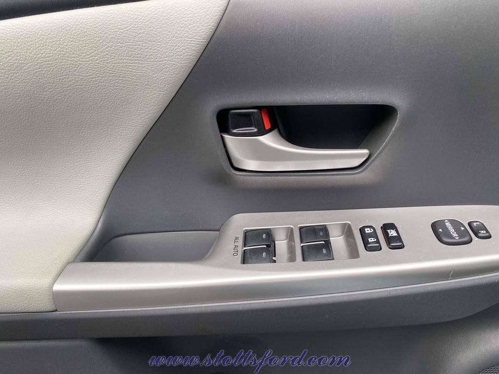 Used 2012 Toyota Prius V Three FWD image 16