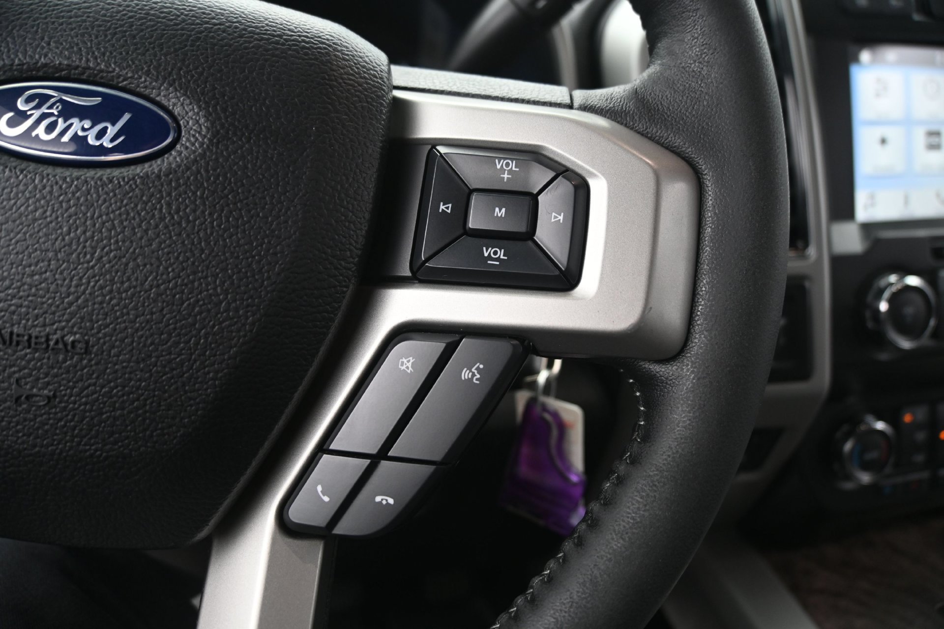 Used 2019 Ford F350 Lariat AWD/4WD image 27