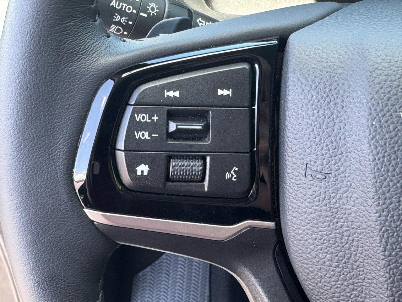 Certified 2026 Honda Odyssey Elite image 23