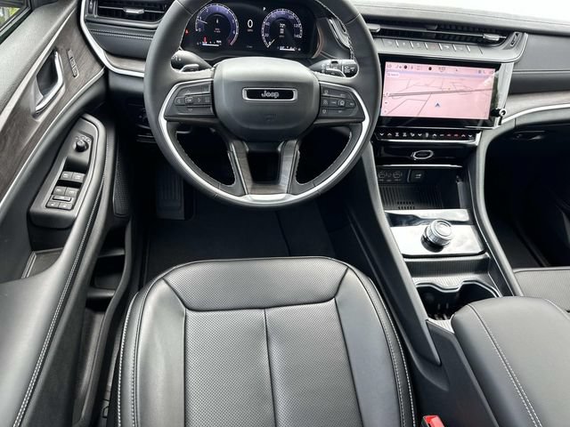 New 2026 Jeep Grand Cherokee L Limited RWD image 24