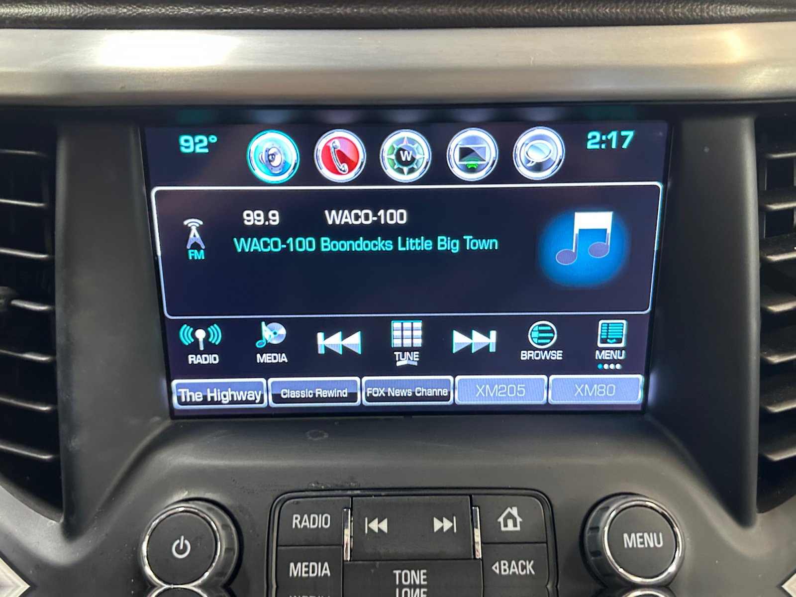 Used 2017 GMC Acadia SLT FWD image 16