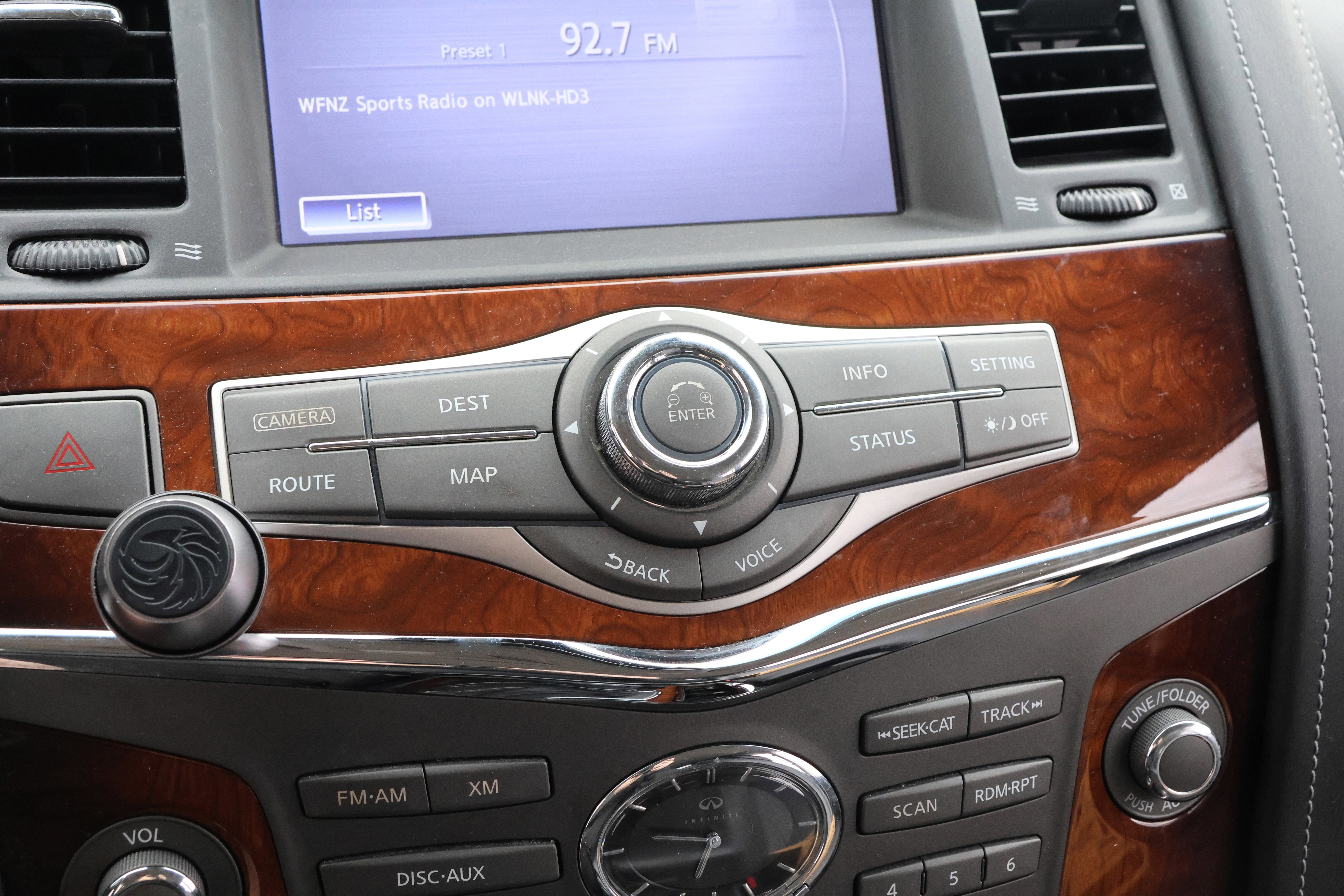 Used 2017 INFINITI QX80 2WD w/ Deluxe Technology Package image 25