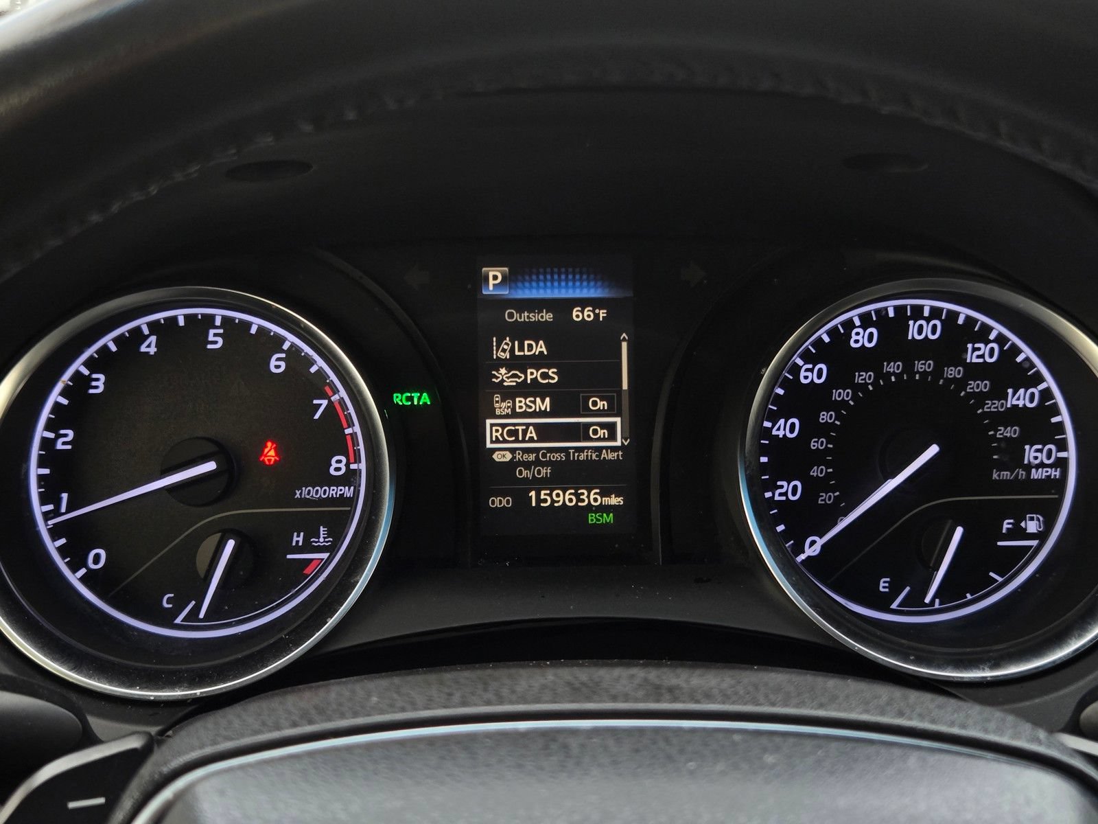 Used 2018 Toyota Camry SE w/ Moonroof Package FWD image 21
