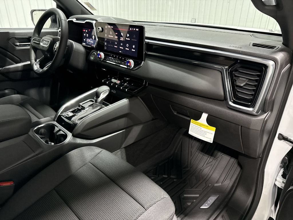 New 2026 GMC Canyon Elevation w/ Convenience Package RWD image 30
