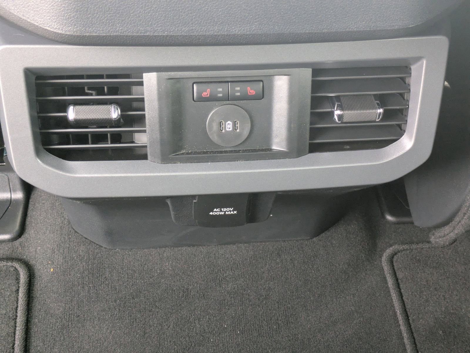 New 2025 Ford F250 Lariat w/ Black Appearance Package image 14